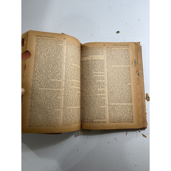 RARE Websters Encyclopedic Dictionary Hardcover 1944 Consolidated Book VTG - Picture 15 of 16